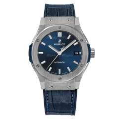 565.NX.7170.LR | Hublot Classic Fusion Blue Titanium 38 mm watch. Buy Online