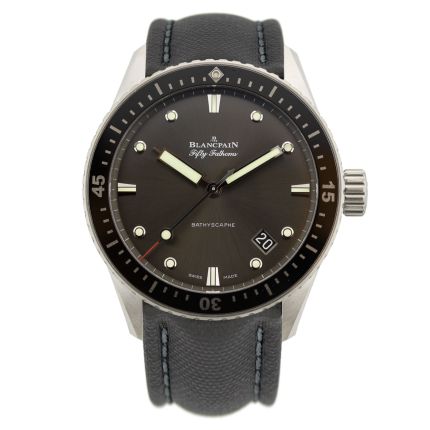 5000-1110-B52A | Blancpain Fifty Fathoms Bathyscaphe 43 mm watch.